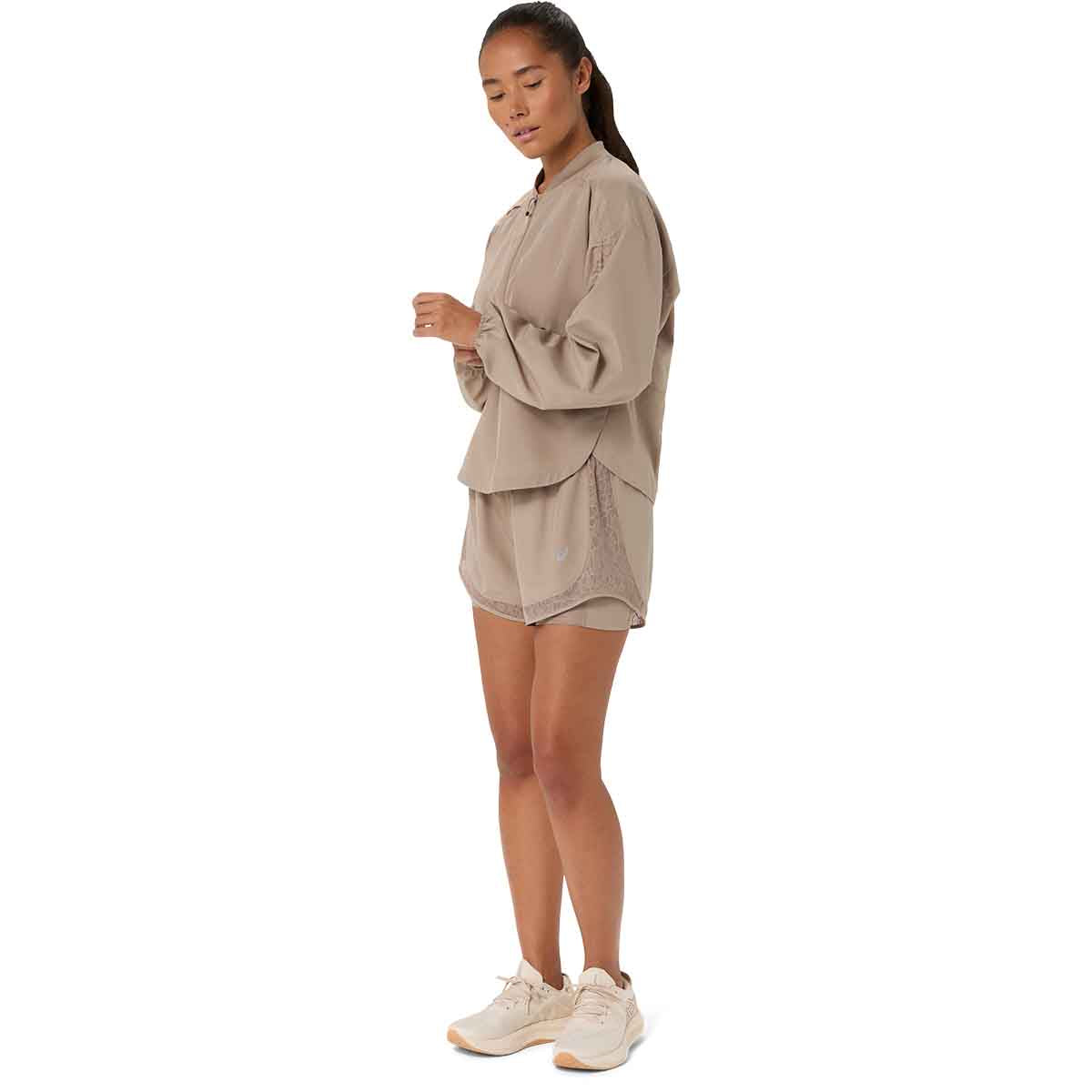 Asics Nagino Run Short Women Greige מכנסי ריצה לנשים