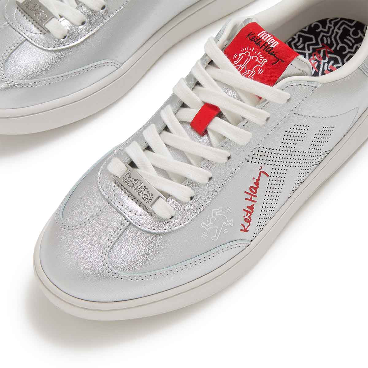 Fit Flop X Keith Haring The Dash FF Trainers Metallic Silver סניקרס פיטפלופ לנשים
