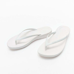Fit Flop Iqushion Ergonomic Flip Flops Urban White כפכפי פיטפלופ לנשים