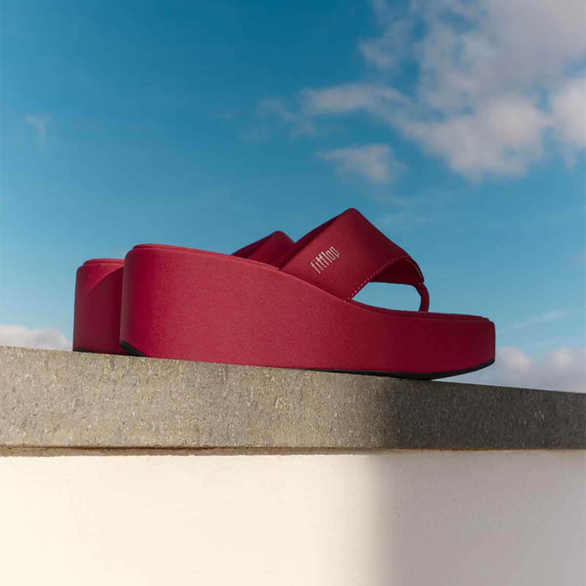 Fit Flop Platfformss Wedge Toe Post Burnt Berry סנדלי פיטפלופ לנשים אדום