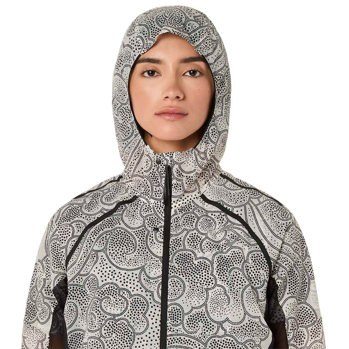 Asics Limited Series Wind Breaker Jacket Women Cream ג'קט ריצה לנשים