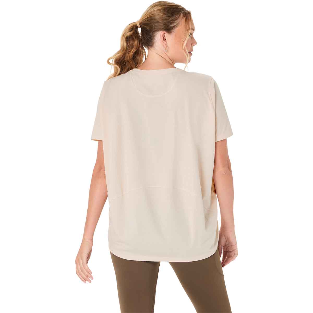 Asics Nagino Oversized Short Sleeve Top Women Oatmeal חולצת אוברסייז לנשים