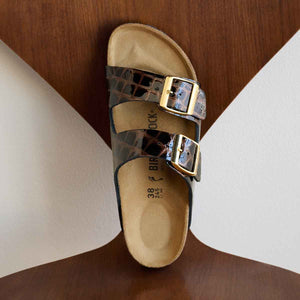 Birkenstock Arizona Emboss Leather Black כפכפי בירקנשטוק אריזונה אמבוס לנשים