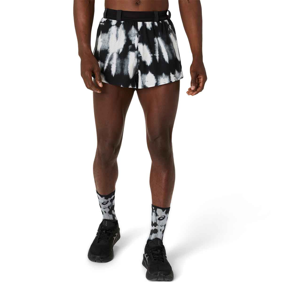 Asics Metarun Split Short  Men Cream Performance Black מכנסי ריצה לגברים