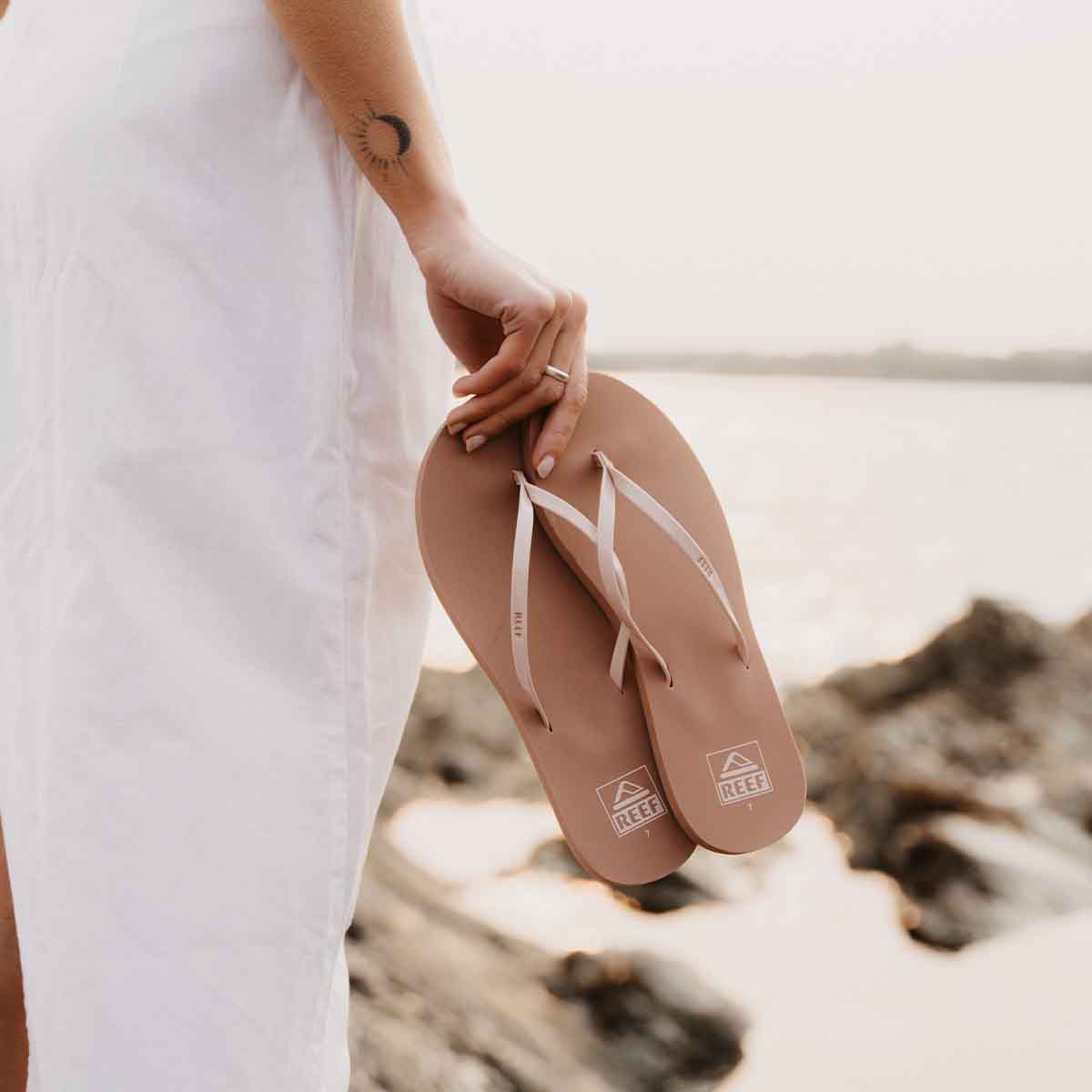 Reef Bliss Nights Cameo Rose Cork כפכפי ריף לנשים