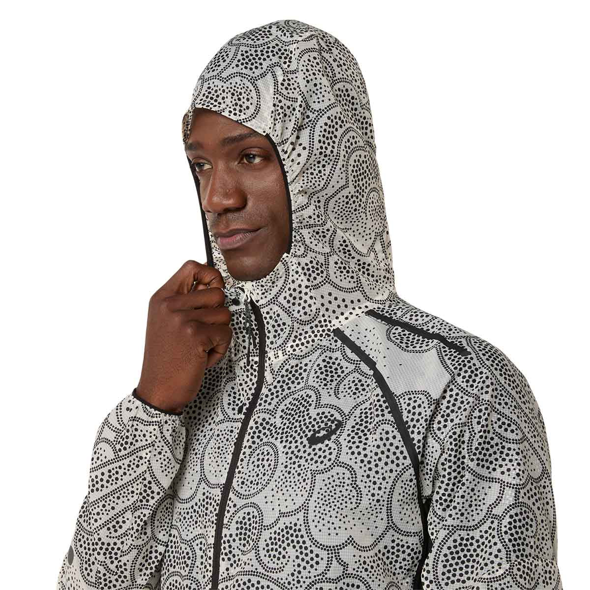 Asics Limited Series Wind Breaker Jacket Men Black Cream ג'קט ריצה לגברים