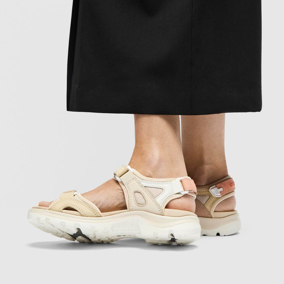 Ecco Offroad Multicolor Straw סנדלי אקו לנשים