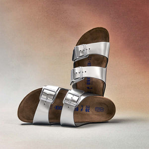 בירקנשטוק כפכפי נשים אריזונה סילבר מטאלי  Birkenstock Arizona Metallic Silver