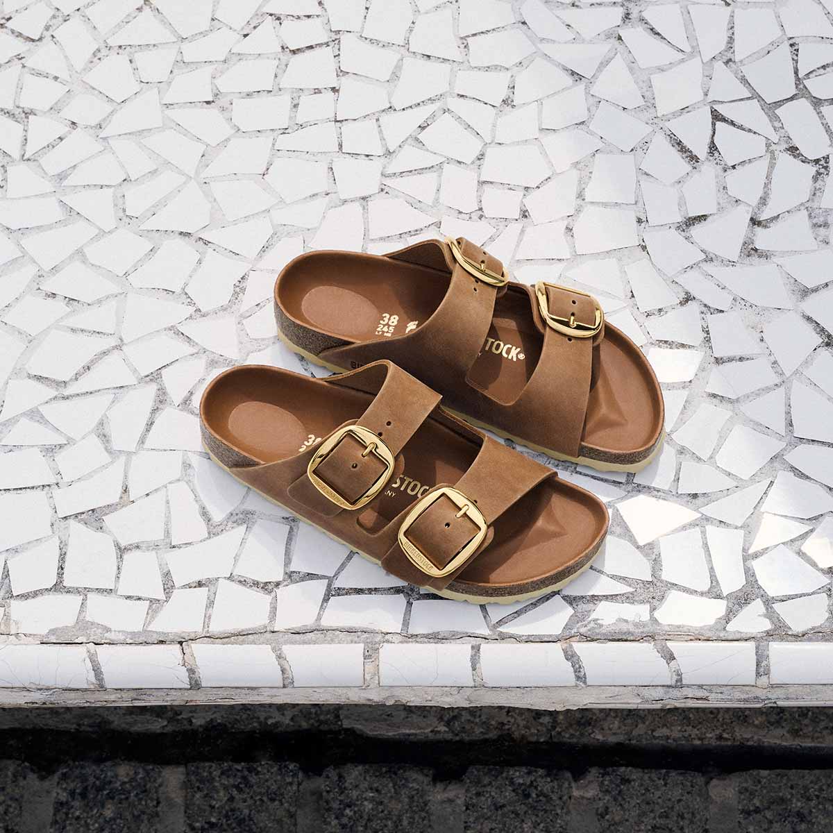Birkenstock Arizona Antik Brown Big Buckel Cognac בירקנשטוק כפכפי אריזונה לנשים