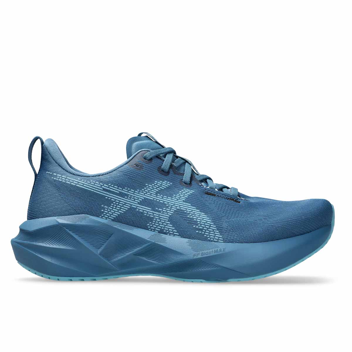 Asics Novablast 5 Men Winter Sea Stillwater נעלי ריצה נובה בלאסט 5 לגברים