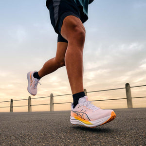 Asics Gel Kayano 33 Men White Stadium Orange נעלי ריצה ג'ל קיאנו 33 לגברים