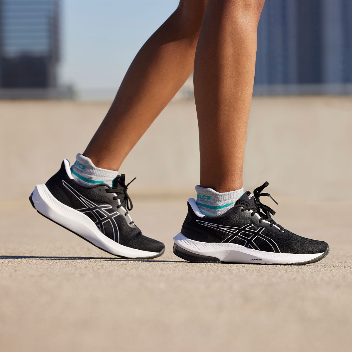 Asics Gel Pulse 14 Women Black White נעלי אסיקס ג'ל פולס לנשים