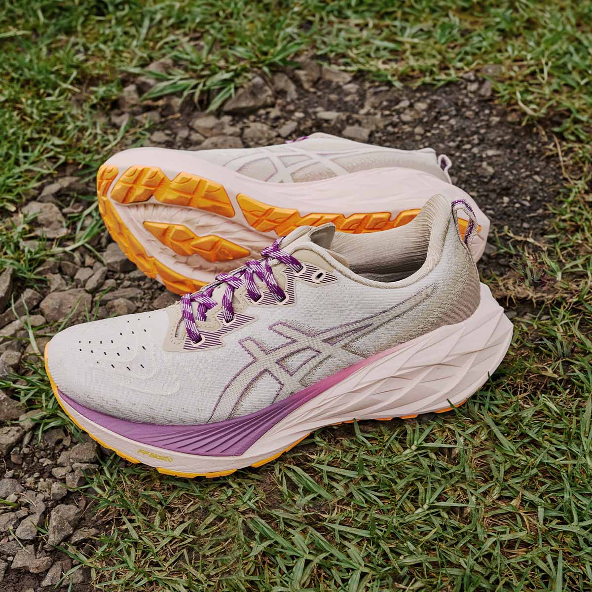 Asics Novablast 4 TR Women Nature Bathing Pearl Pink נובה בלאסט 4 לנשים