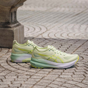 Asics Gel Kayano 31 Women Cool Matcha Light Celadon נעלי אסיקס ג'ל קיאנו 31 לנשים