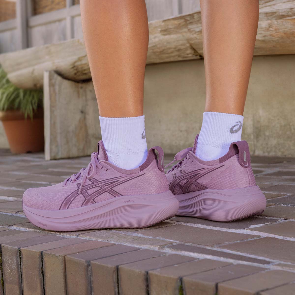 Asics Gel Nimbus 27 Women Light Ube/Dark Ube אסיקס נימבוס לנשים