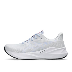 Asics Versablast 4 Women White Blue Fade נעלי ריצה ורסאבלאסט 4 נשים