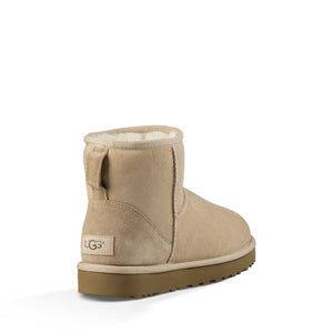 UGG Classic Mini II Sand קלאסיק מיני סנד II מגפי נשים