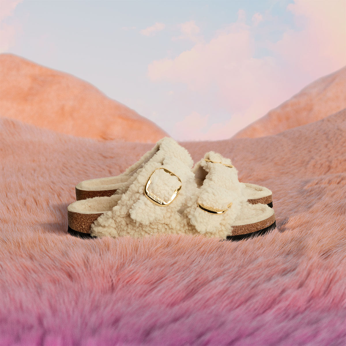 Birkenstock Arizona Big Buckle Teddy Eggshell כפכפי נשים בירקנשטוק