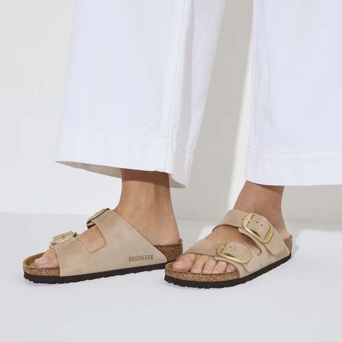 Birkenstock Arizona Big Buckle Sandcastle בירקנשטוק כפכפי נשים