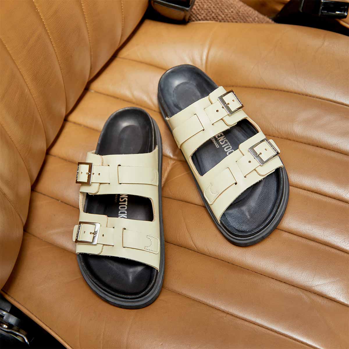 Birkenstock St Barths Butter כפכפי בירקנשטוק לנשים סט ברטס חמאה