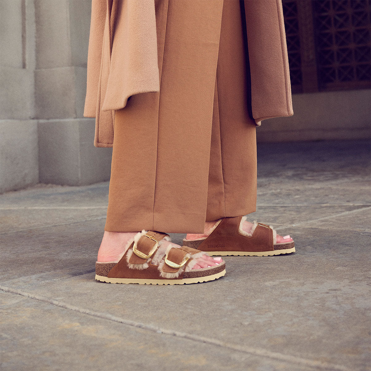 Birkenstock Arizona Big Buckle Shearling Cognac כפכפי בירקנשטוק לנשים