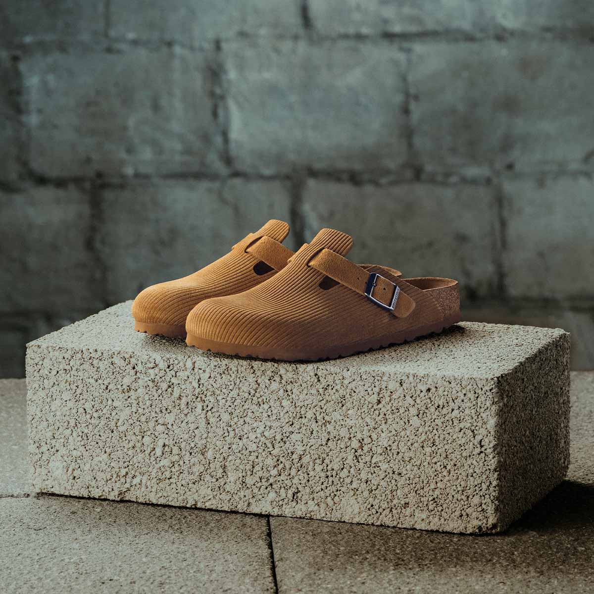 Birkenstock Boston Corduroy Cork Brown בירקנשטוק בוסטון נשים קורדרוי חום