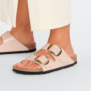 Birkenstock Arizona Big Buckle High Shine New Beige בירקנשטוק כפכפי נשים