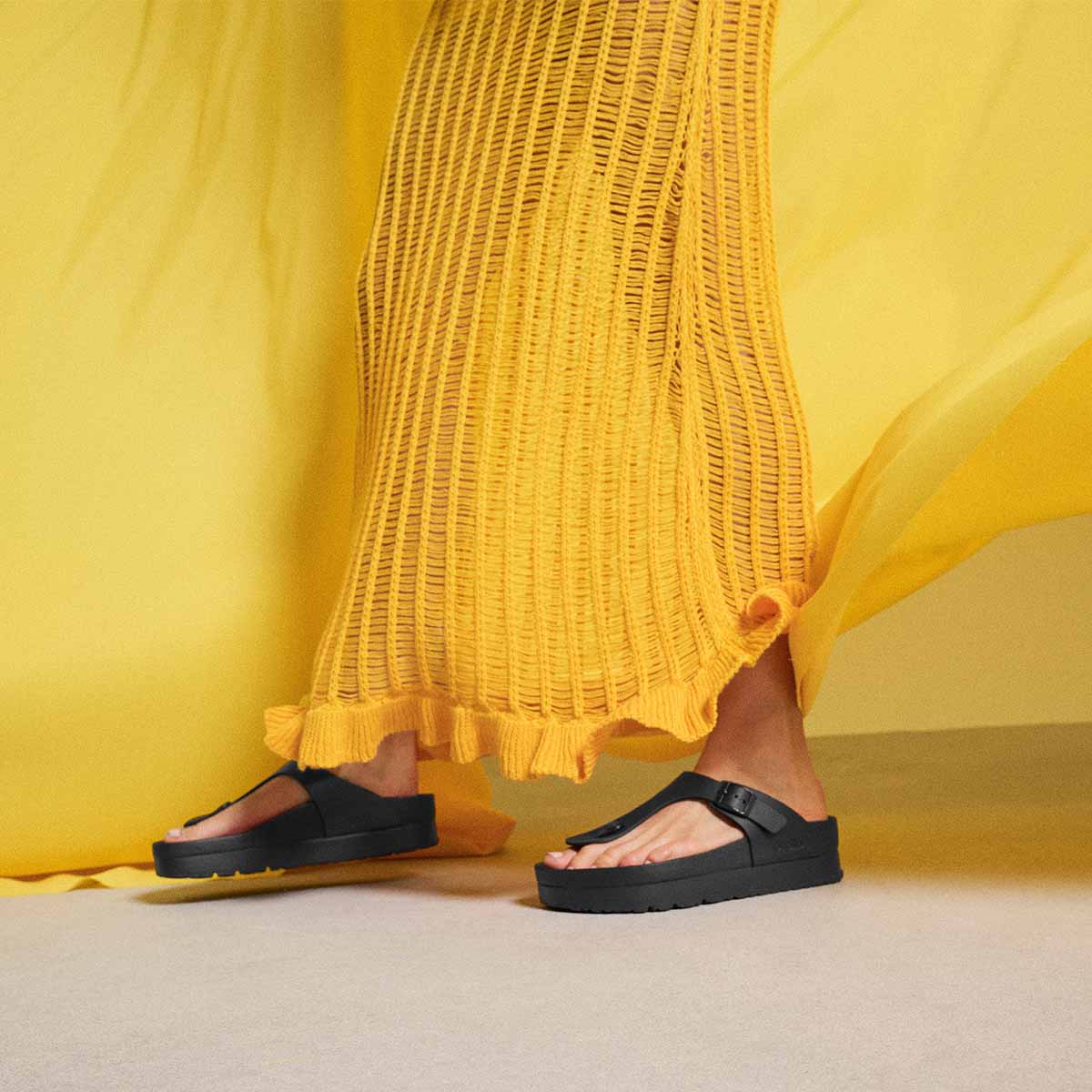 Birkenstock Gizeh PAP Flex Platform Black כפכפי בירקנשטוק גיזה פלטפורם שחור