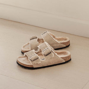 Birkenstock Arizona Shearling Taupe בירקנשטוק אריזונה פרווה טיופ כפכפי נשים