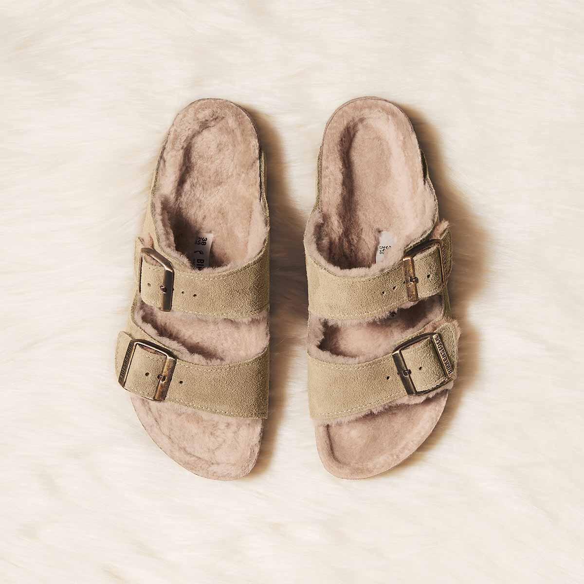 Birkenstock Arizona Shearling Taupe בירקנשטוק אריזונה פרווה טיופ כפכפי נשים