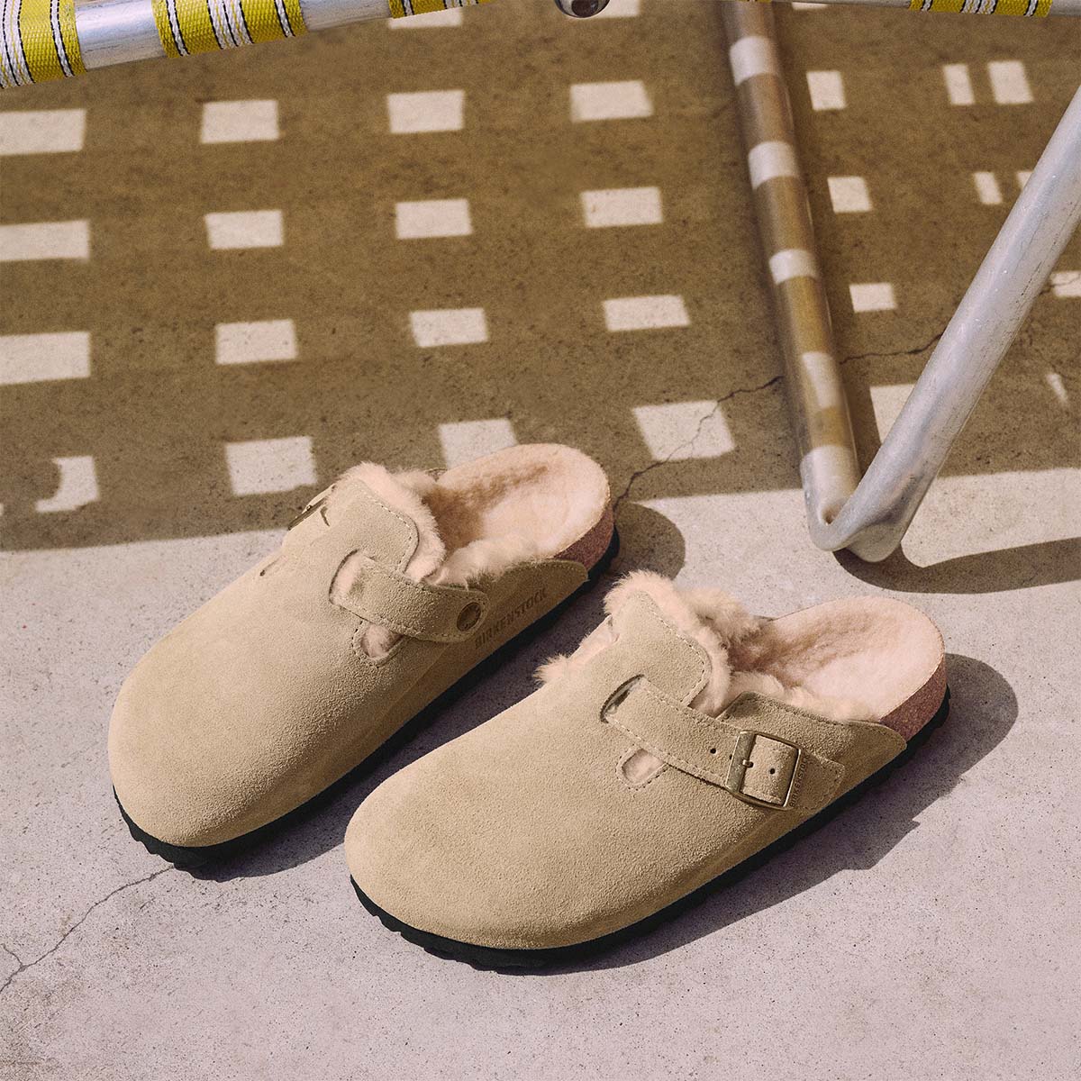 Birkenstock Boston Shearling Taupe כפכפי בוסטון פרווה טיופ לנשים