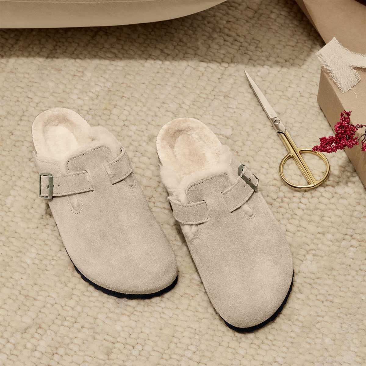 Birkenstock Boston Shearling Taupe כפכפי בוסטון פרווה טיופ לנשים