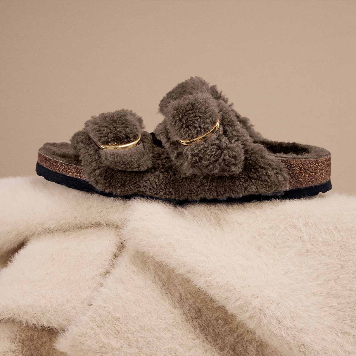 Birkenstock Arizona Big Buckle Teddy Concr Gray כפכפי נשים בירקנשטוק