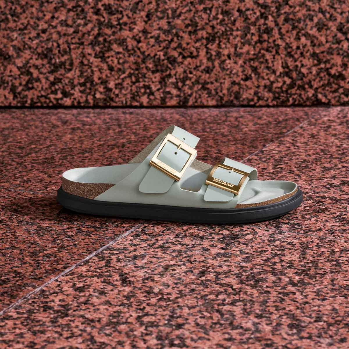 Birkenstock Arizona Droplet Buckle High-Shine Pure Sage כפכפי אריזונה דרופלט אבזם סייג' לנשים
