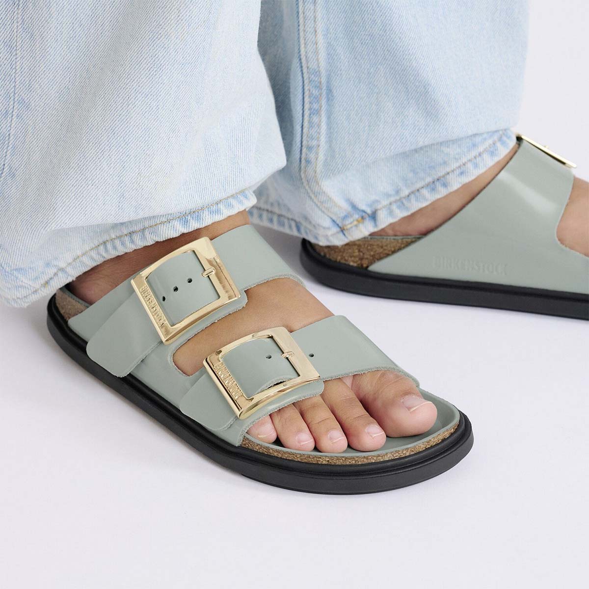 Birkenstock Arizona Droplet Buckle High-Shine Pure Sage כפכפי אריזונה דרופלט אבזם סייג' לנשים
