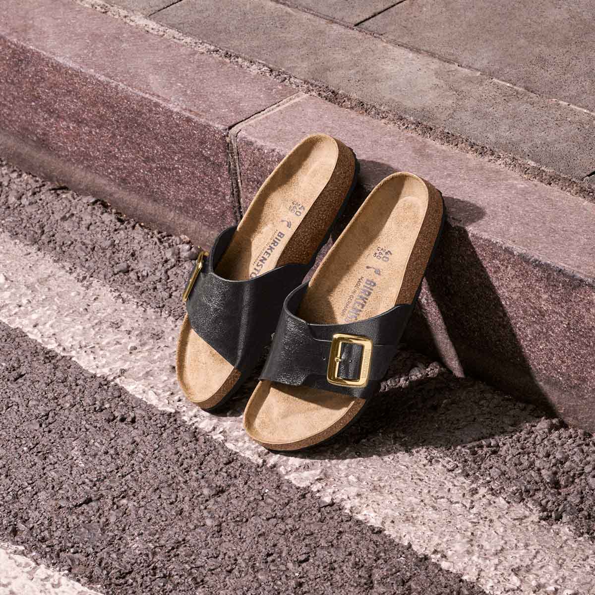 Birkenstock Catalina Cushion Buckle Graceful Licorice כפכפי בירקנשטוק קטלינה