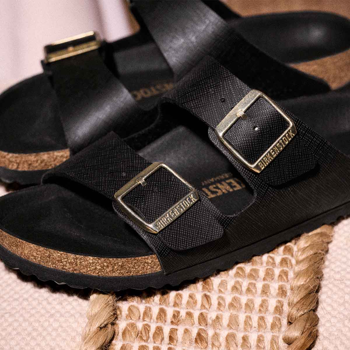 Birkenstock Arizona BS Saffiano Black כפכפי בירקנשטוק לנשים אריזונה שחור