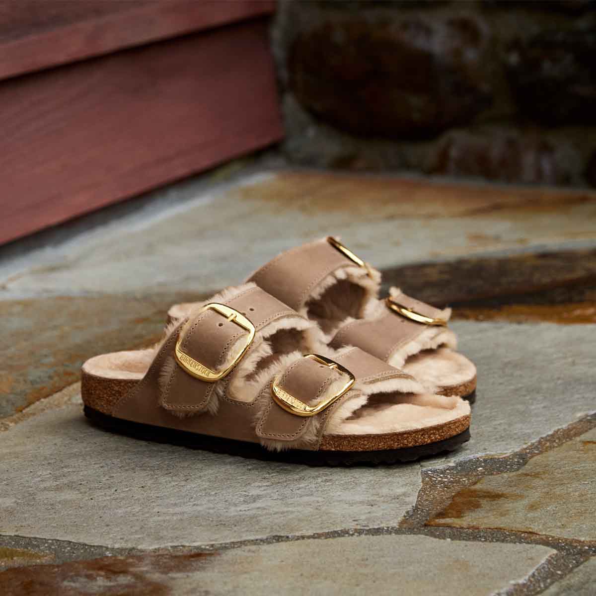 Birkenstock Arizona Big Buckle Shearling Tabacco Brown כפכפי בירקנשטוק אריזונה אבזם גדול שרלינג חום טבק