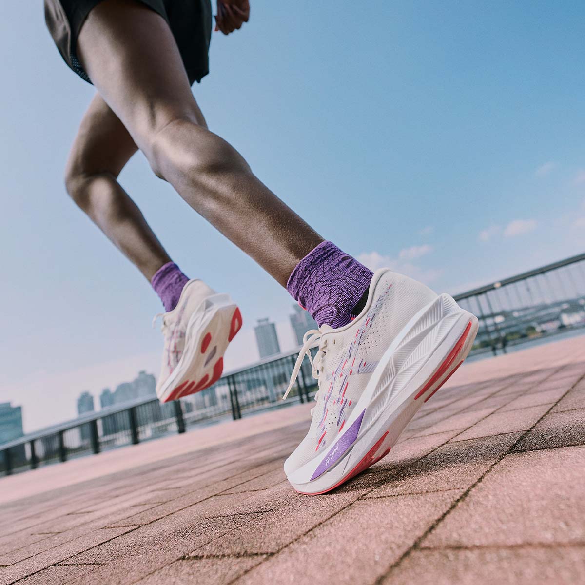 Asics Sonicblast Men Cream Blue Fade נעלי ריצה סוניק בלאסט לגברים