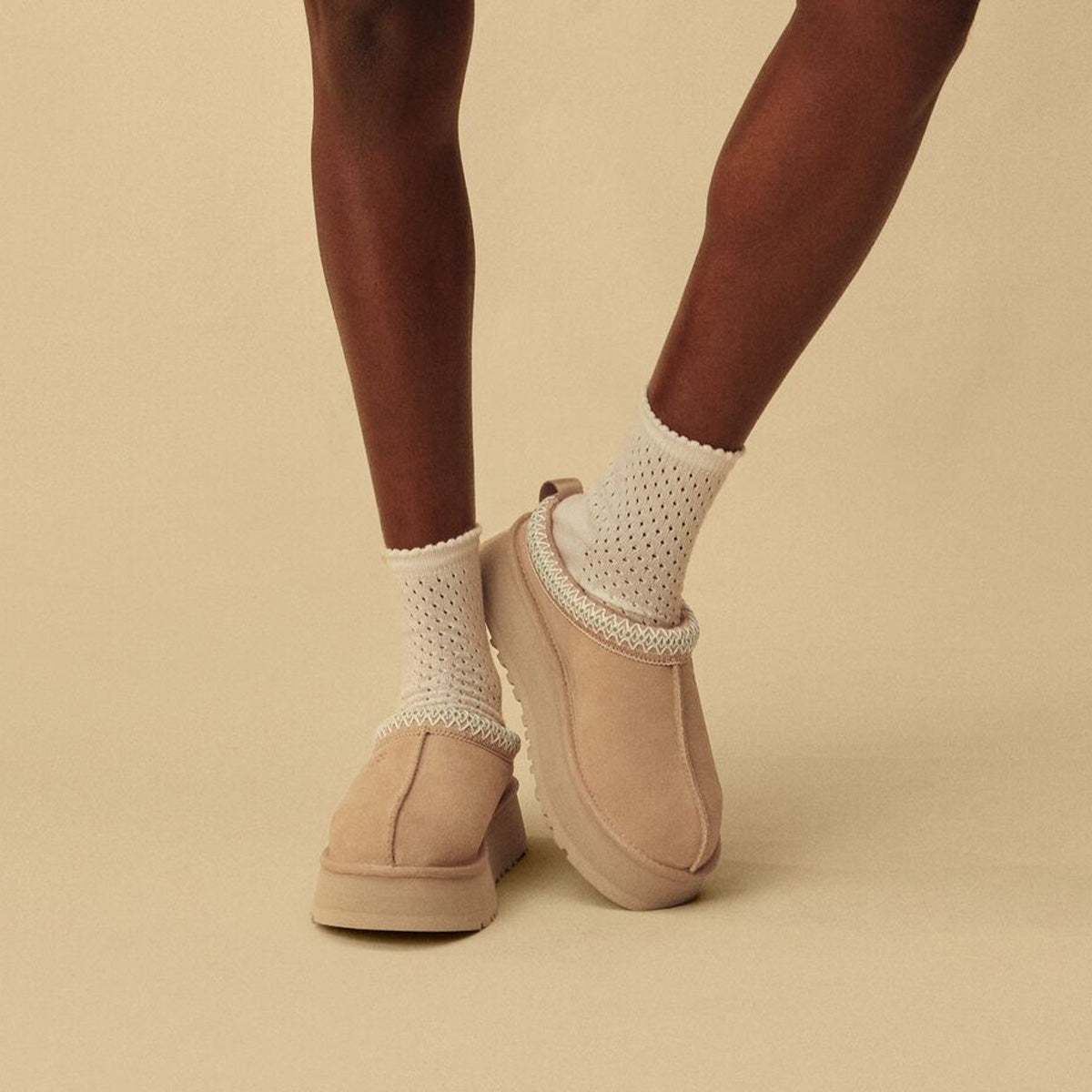 UGG Women's Tazz II Sand כפכפי טאז סנד לנשים