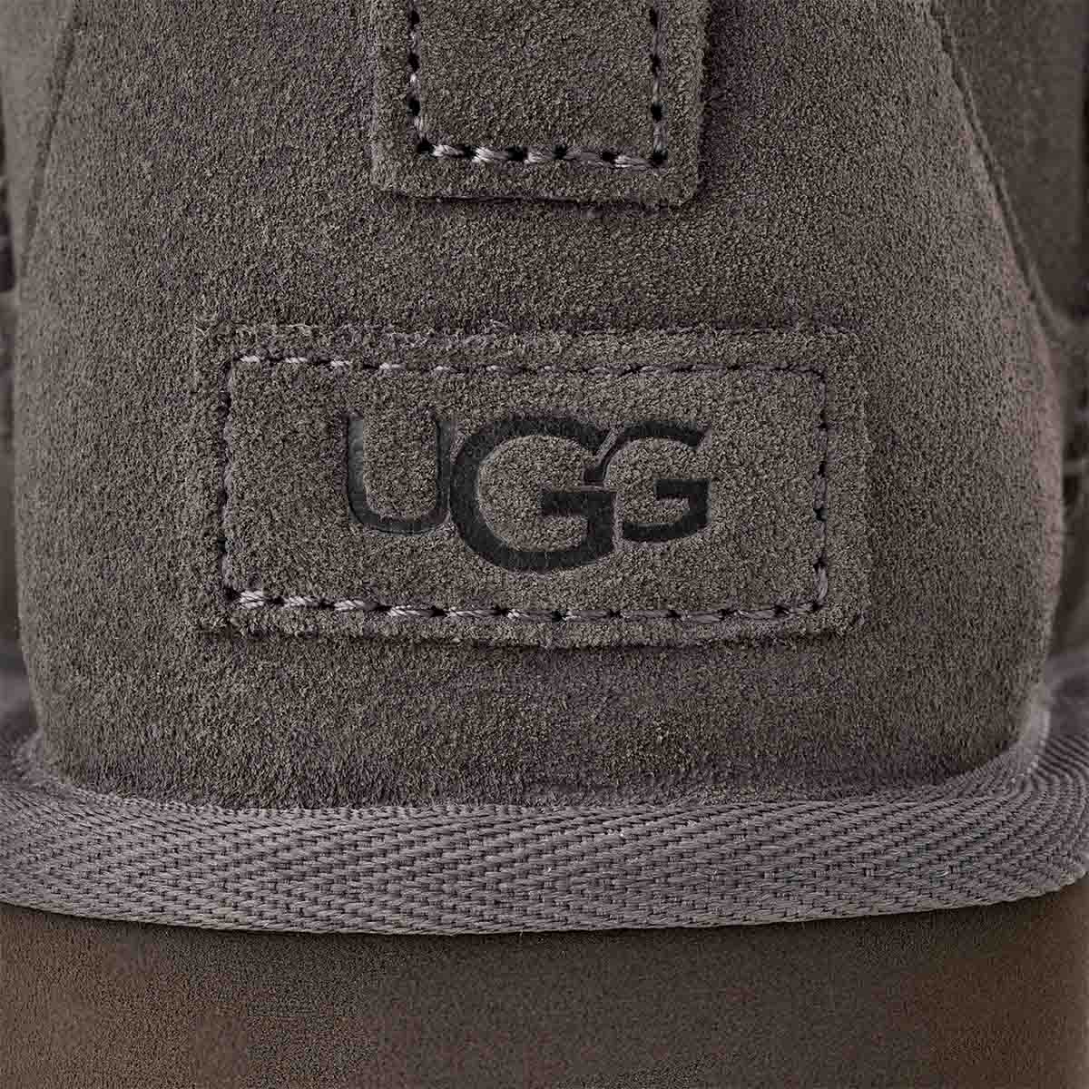 UGG Classic Ultra Mini Platform Charcoal מגפי קלאסיק אולטרה מיני פלטפורם