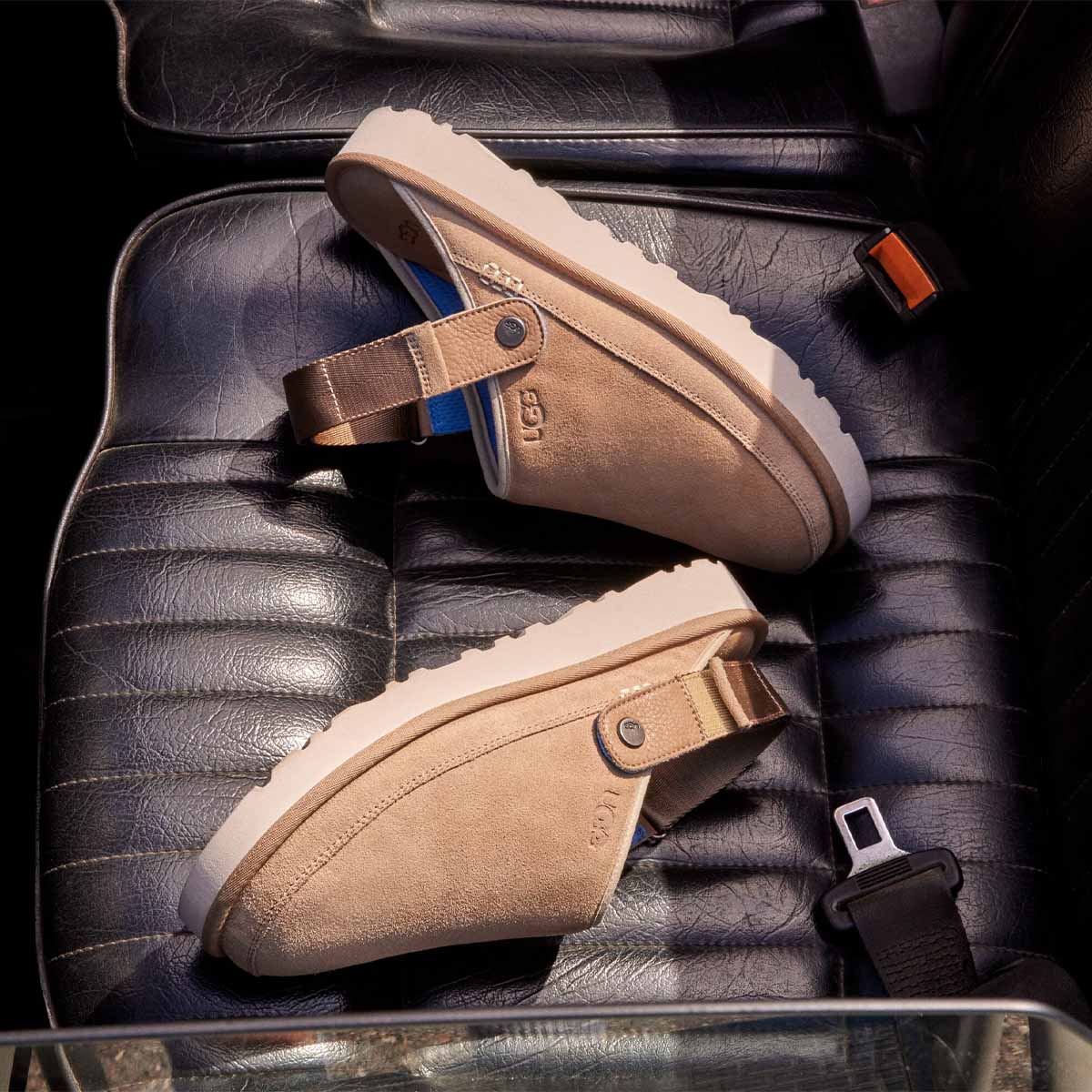 UGG Goldenstar Clog Sand Women כפכפי אגג לנשים גולדנסטאר קלוג סנד