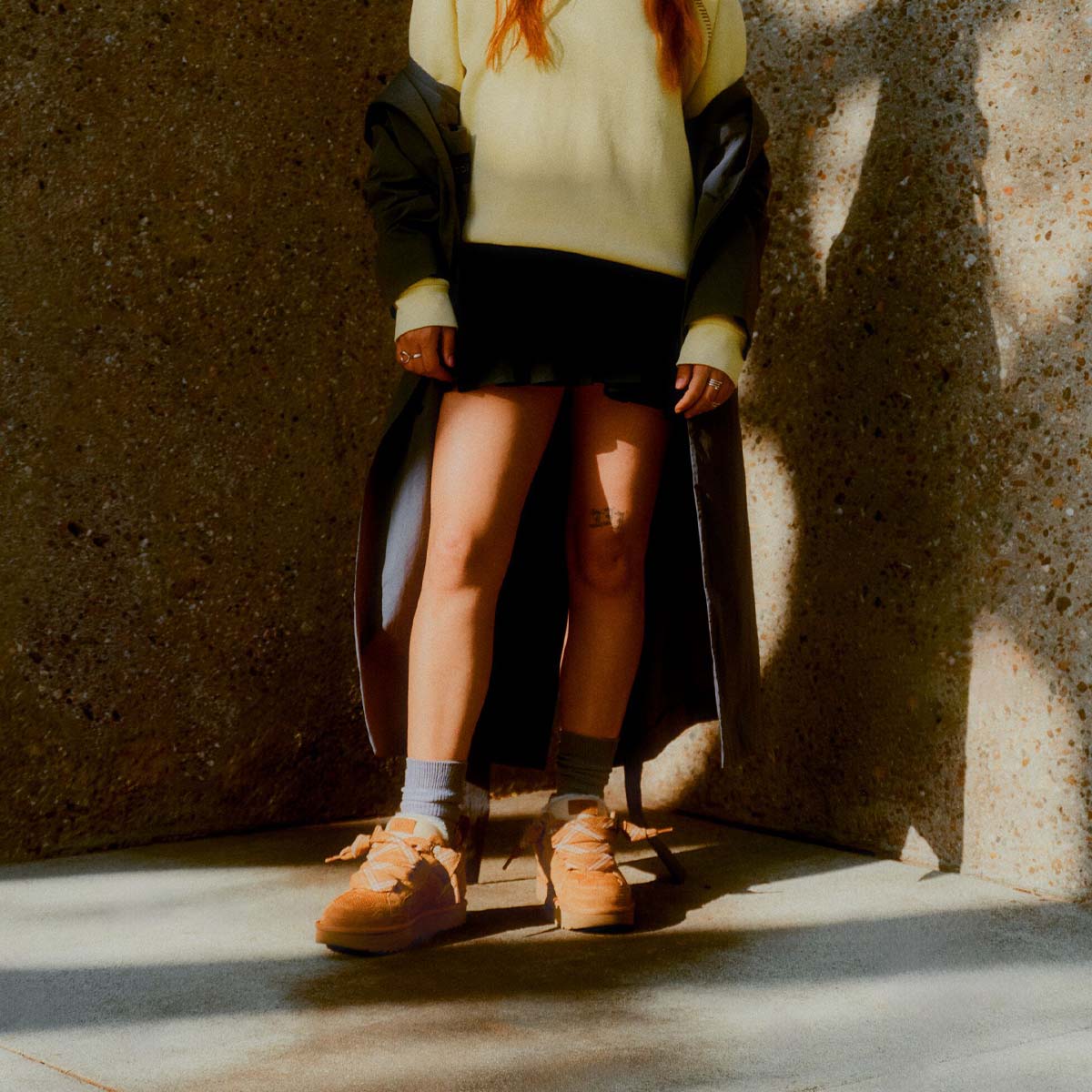 UGG Women's Lowmel Chestnut נעלי סניקרס לנשים לואמל חום