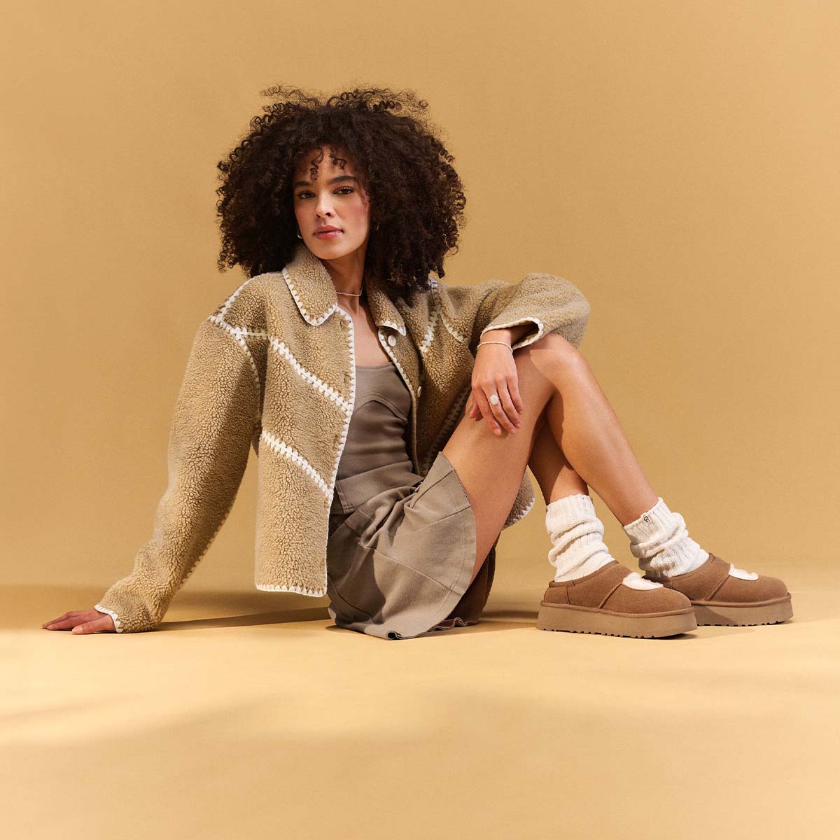 UGG Bea Mary Jane Chestnut כפכפי אגג בי מרי ג'יין חום לנשים