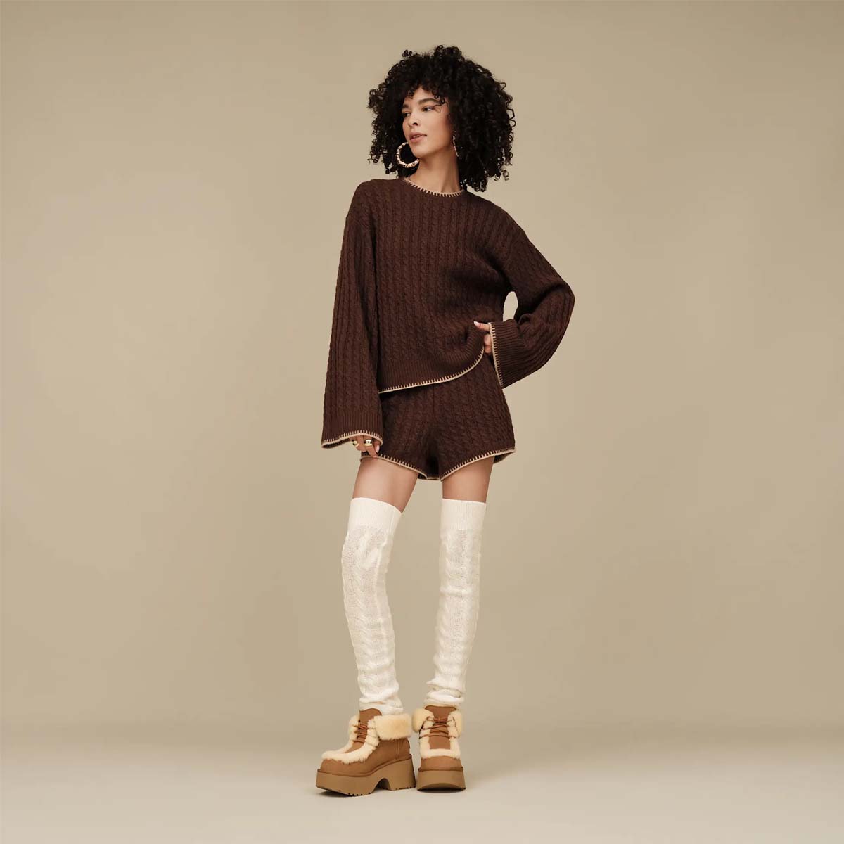 UGG New Heights Lace Up Chestnut מגפי נשים ניו הייט לייס חום