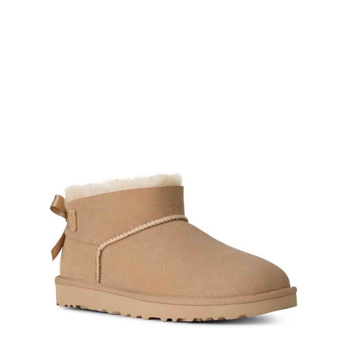 UGG Ultra Mini Bailey Bow Sand מגפי אולטרה מיני ביילי באו סנד