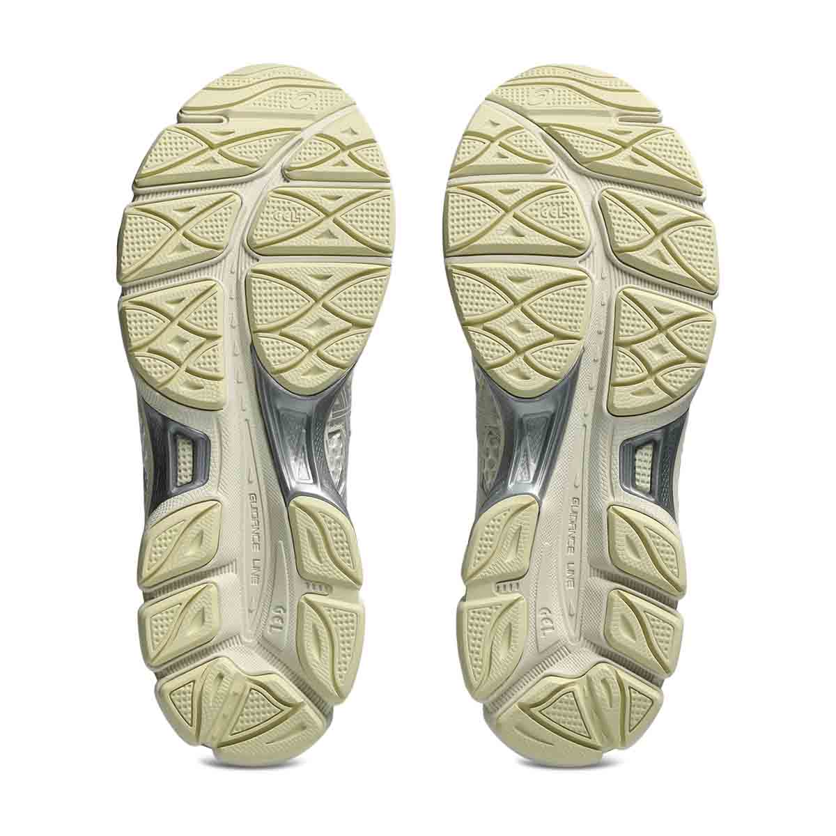Asics Gel Cumulus 16 Unisex Cream Pure Silver סניקרס ג'ל קומולוס יוניסקס