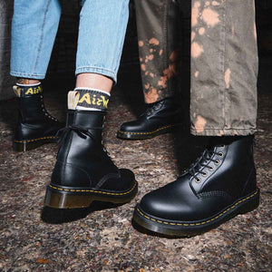 Dr. Martens Vegan 1460 Black Felix Rub Off מגפי ד״ר מרטינס טבעוניות שחור