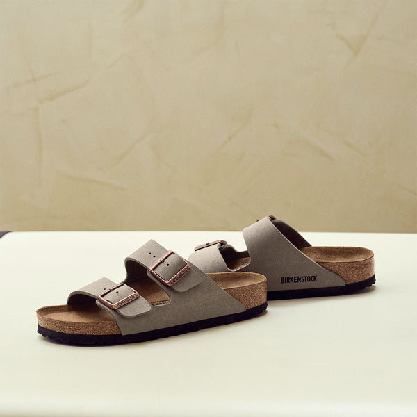 בירקנשטוק כפכפי גברים אריזונה סטון Birkenstock Arizona Birko-Flor Nubuck Stone - Original's