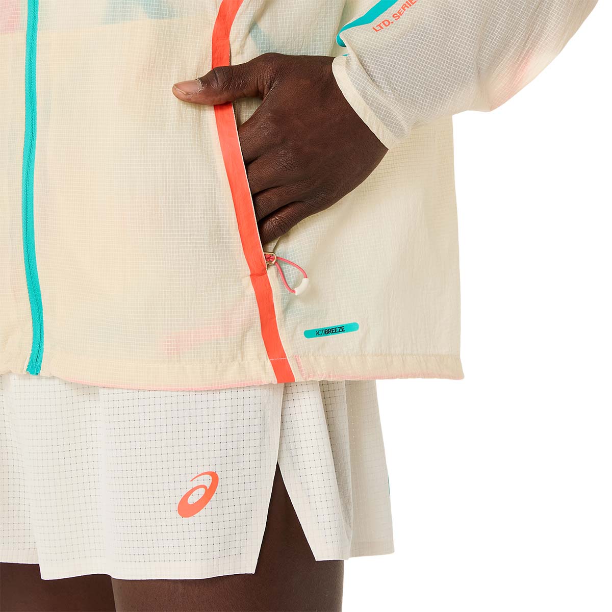 Asics Limited Series Road Packable Jacket Men Birch מעיל ריצה לגברים